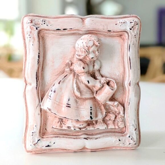 Vintage Nursery Wall Art - Picture 1 of 3